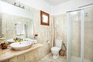 Studio Side Pool View