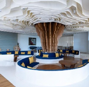 lobby bar