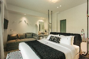 Triple Suite