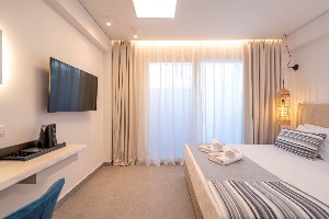 Semi Basement Room