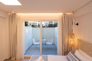 Semi Basement Room
