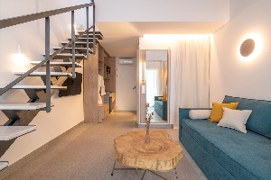 Deluxe Maisonette