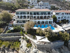 Hotel s bazénem