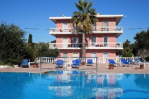 Hotel s bazénem