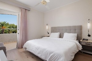 Hotel LIVADI NAFSIKA wakacje