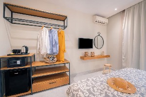 Hotel EKATI MARE BOUTIQUE HOTEL & SUITES wakacje