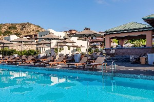 Hotel s bazénem