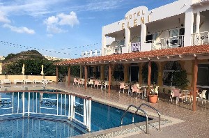 Hotel s bazénem