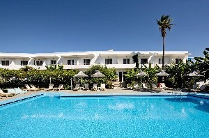 Hotel s bazénem