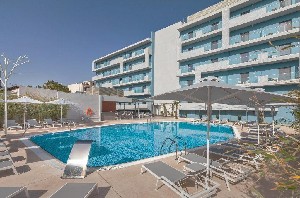 Hotel s bazénem