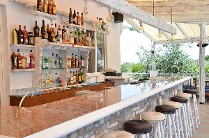 bar