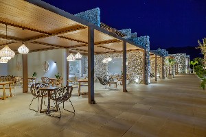 Lobby Terrace
