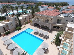 Hotel s bazénem