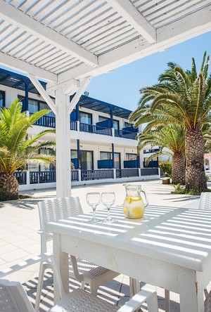area by the pool