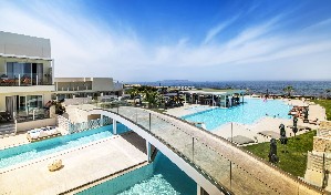 Hotel s bazénem