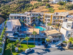 Hotel s bazénem