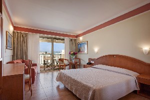 Hotel HYDRAMIS PALACE wakacje