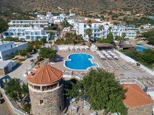 Hotel s bazénem