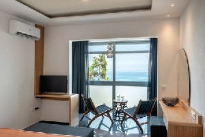 Executive Suite (SeaView)