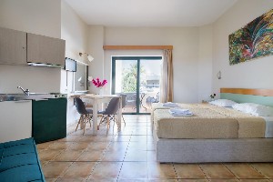 Hotel NIREAS wakacje