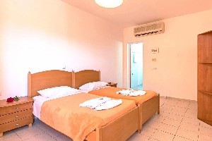 Hotel KAVROS GARDEN wakacje