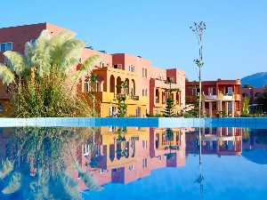 Hotel s bazénem