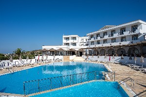 Hotel s bazénem