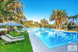 Hotel MAY BEACH wakacje