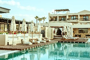 Hotel s bazénem