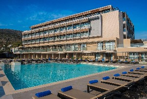 Hotel s bazénem