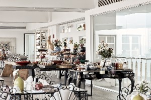 Breakfast Room
