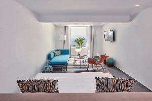 Delos Standard JuniorSuite Sea View Private Pool