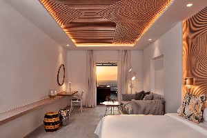 Kynthos JuniorSuite Sea View with Jacuzzi