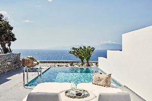 Delos Standard JuniorSuite Sea View Private Pool