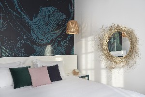 Deluxe Sea View Suite with Outdoor Jacuzzi