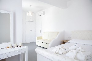 Superior Room (SeaView)