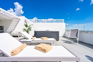 Superior Room (Rooftop) with Jacuzzi