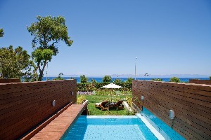 Elite suite with pool and garden