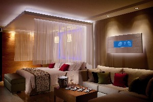 Suite with private pool