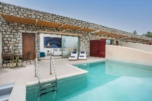 Superior Suite (SeaView, Private-PoolTerrace)