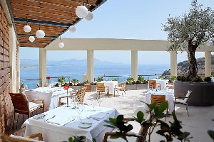 Hotel LINDOS BLU LUXURY HOTEL & SUITES wakacje