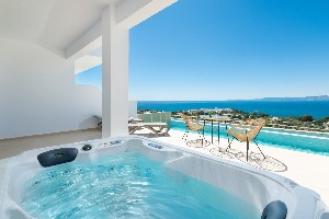 Double Superior Room (Private Jacuzzi Terrace)