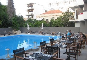 Hotel s bazénem