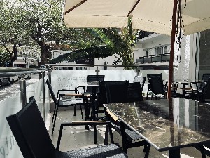 bar terrace
