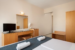 Hotel NAFSIKA-RHODES wakacje