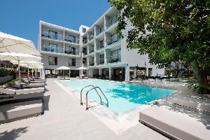 Hotel OKTOBER DOWNTOWN BOUTIQUE wakacje