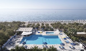 Hotel s bazénem