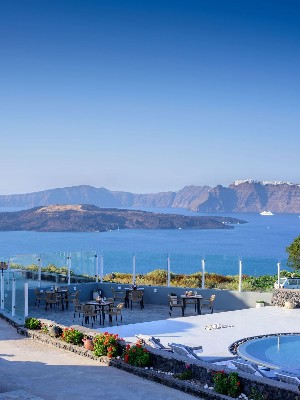 Restaurant with Caldera View