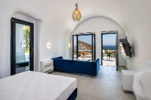 Senior Suite (SeaView, Private Pool )