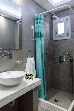 Hotel GLAROS wakacje